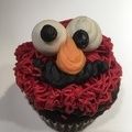 Elmo cupcake
