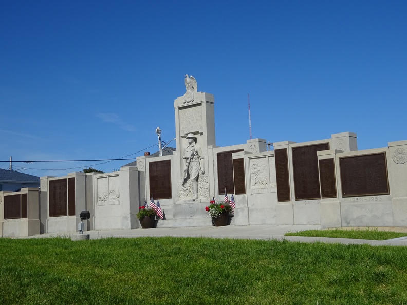 Hull Veterans Memorial