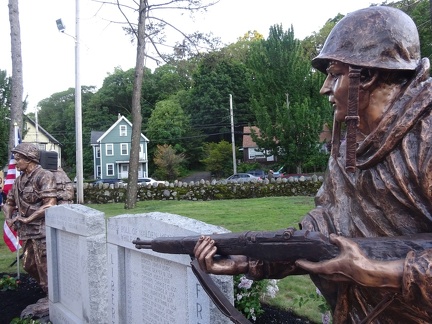 Korean & Vietnam War statues